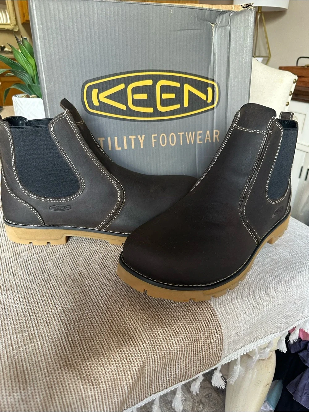 KEEN Utility Seattle Romeo Men’s 11.5 Brown Leather Work Boots